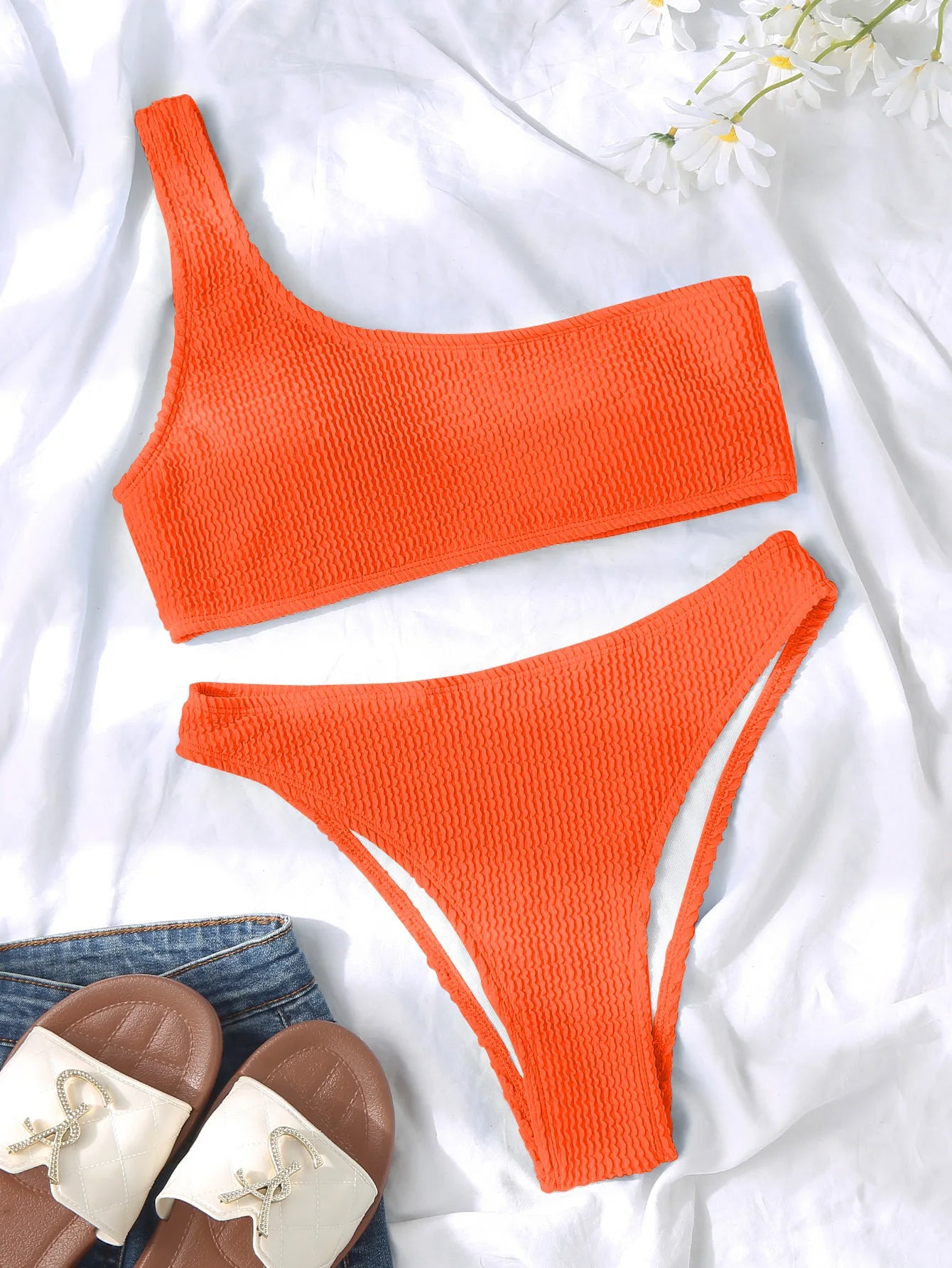 Bikini de un solo corte